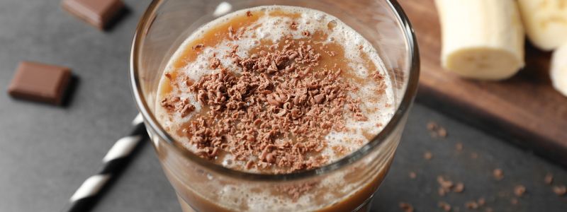 meal replacement shake and protein powder